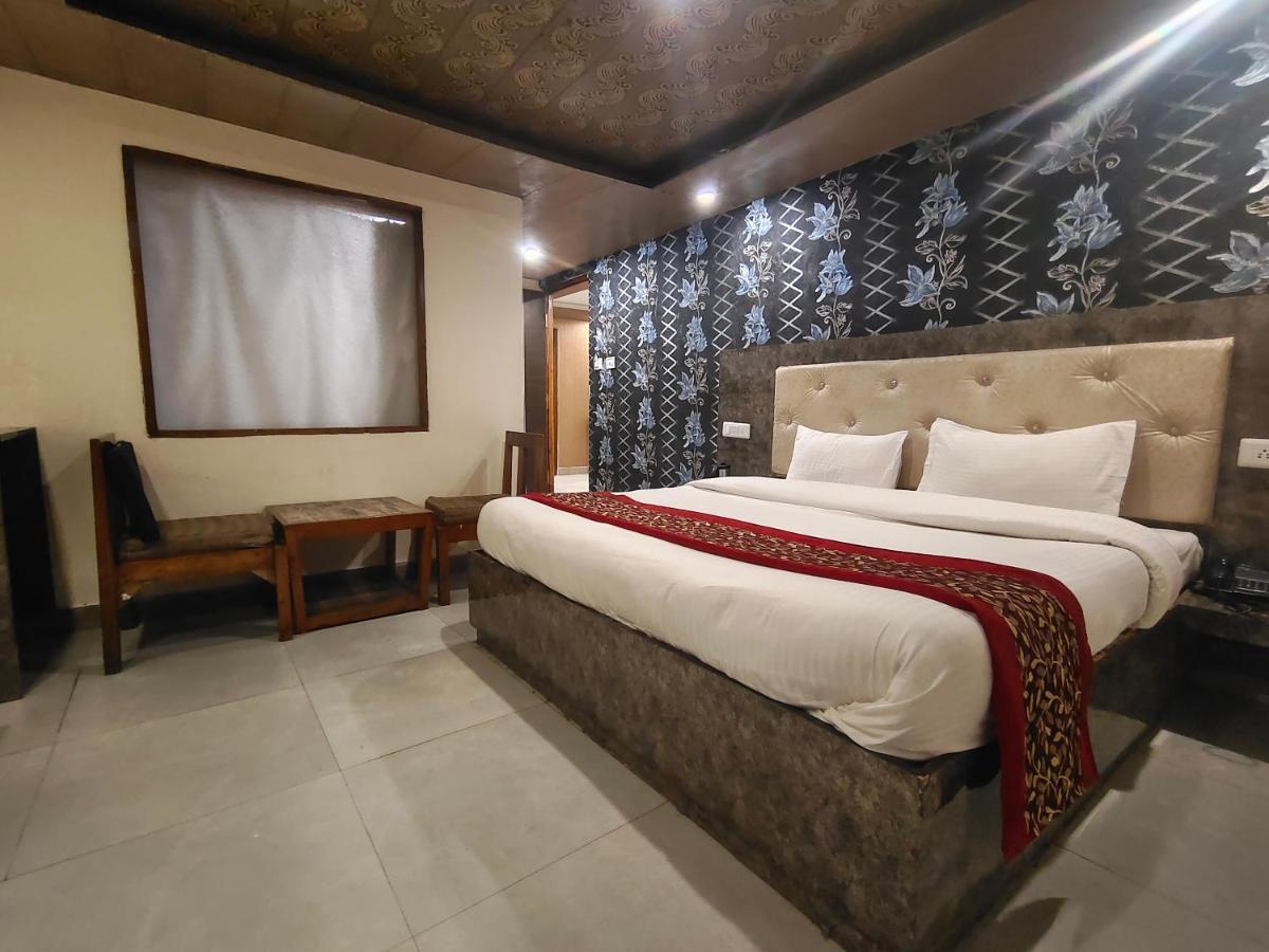 Magic Stays - Shimla Royale - Free Pickup From Railway Station Shimla Exteriör bild